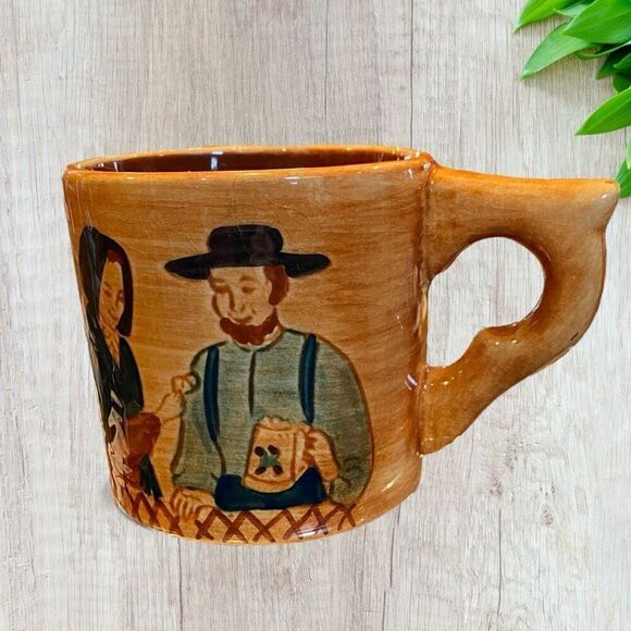 Pennsbury Pottery Redware Mug Amish Couple - Picture 2 of 13